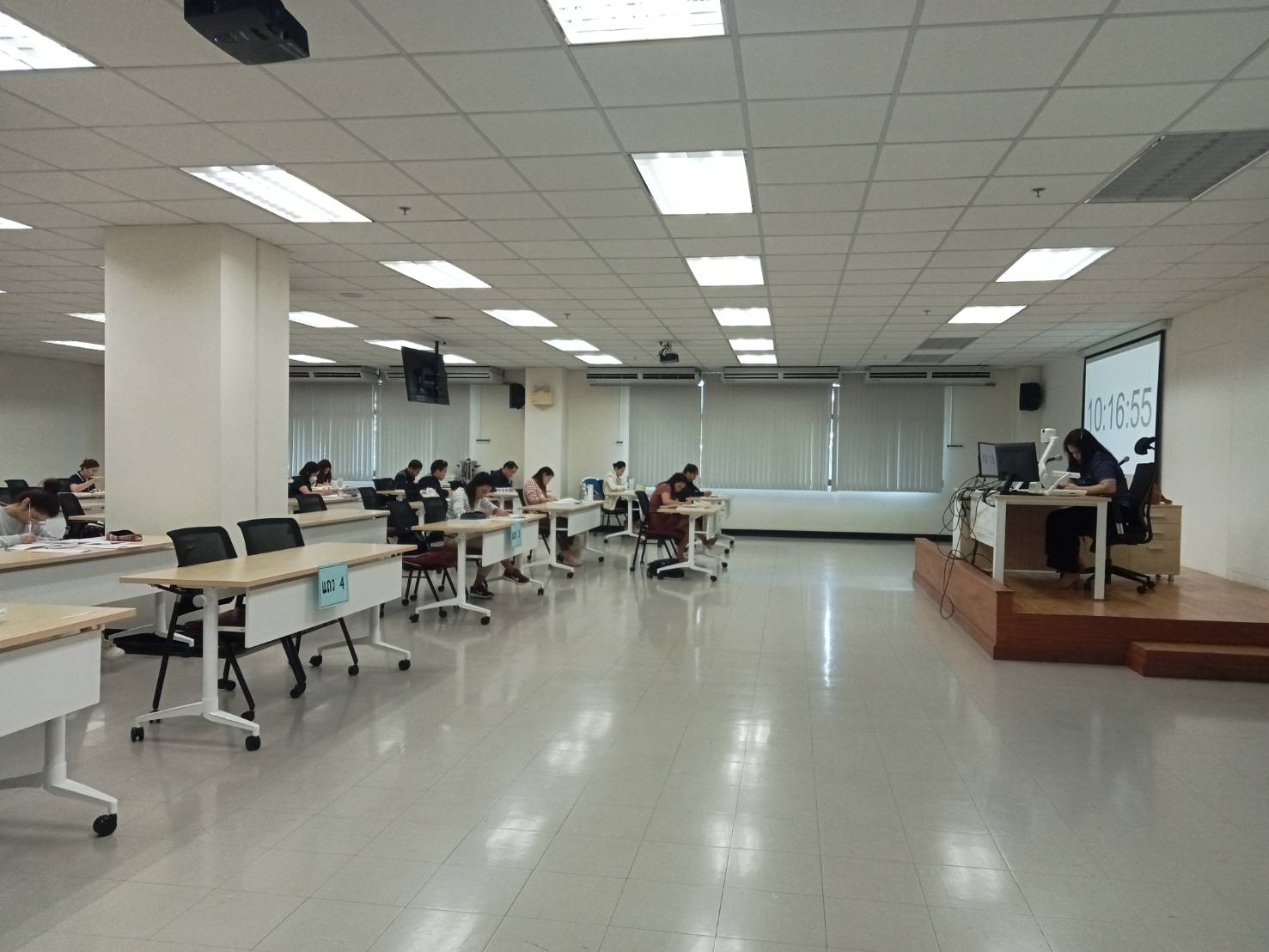 บรรยากาศการสอบในแต่ละกระบวนวิชา